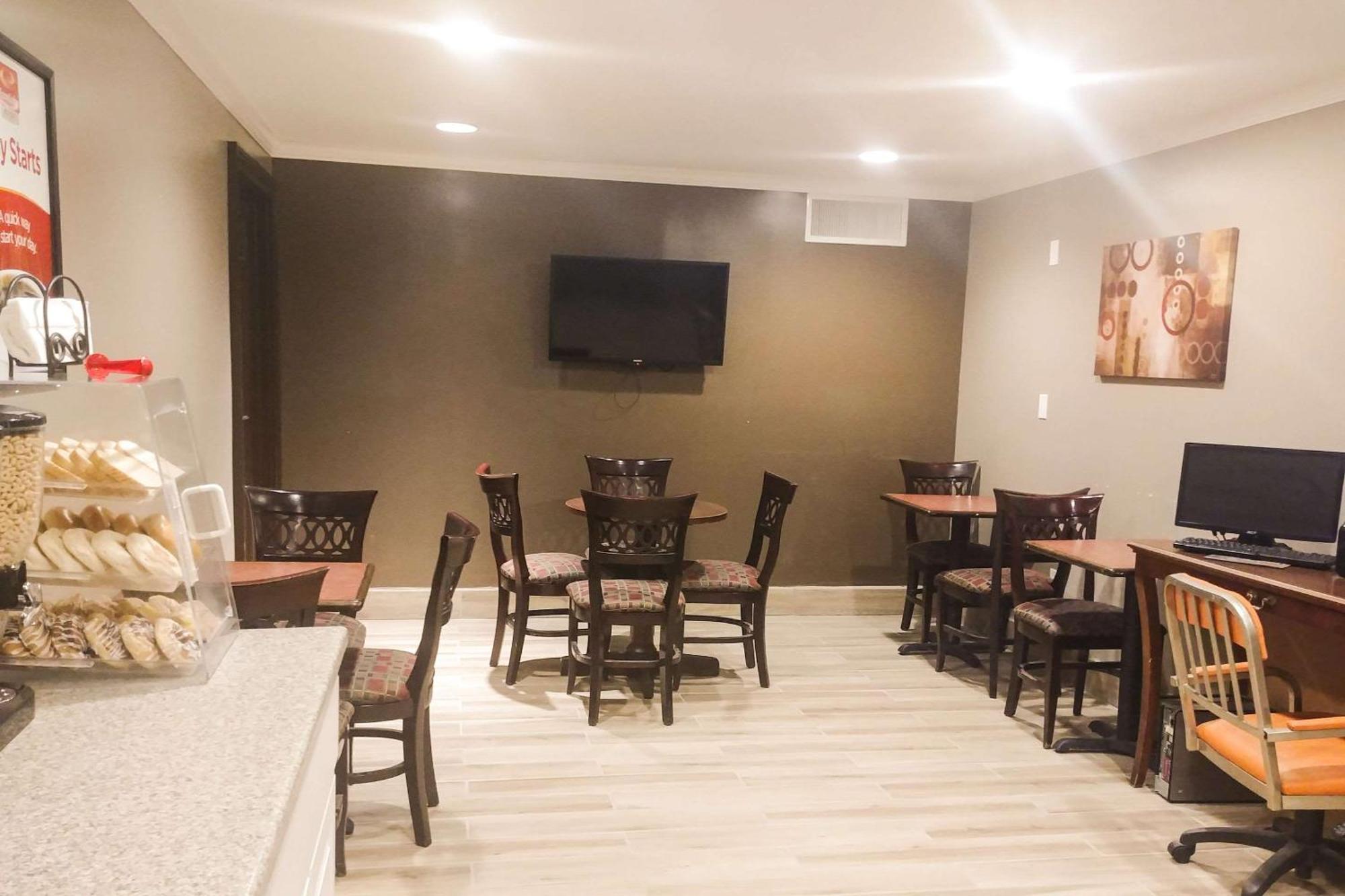 Econo Lodge Milldale - סאות'ינגטון מראה חיצוני תמונה