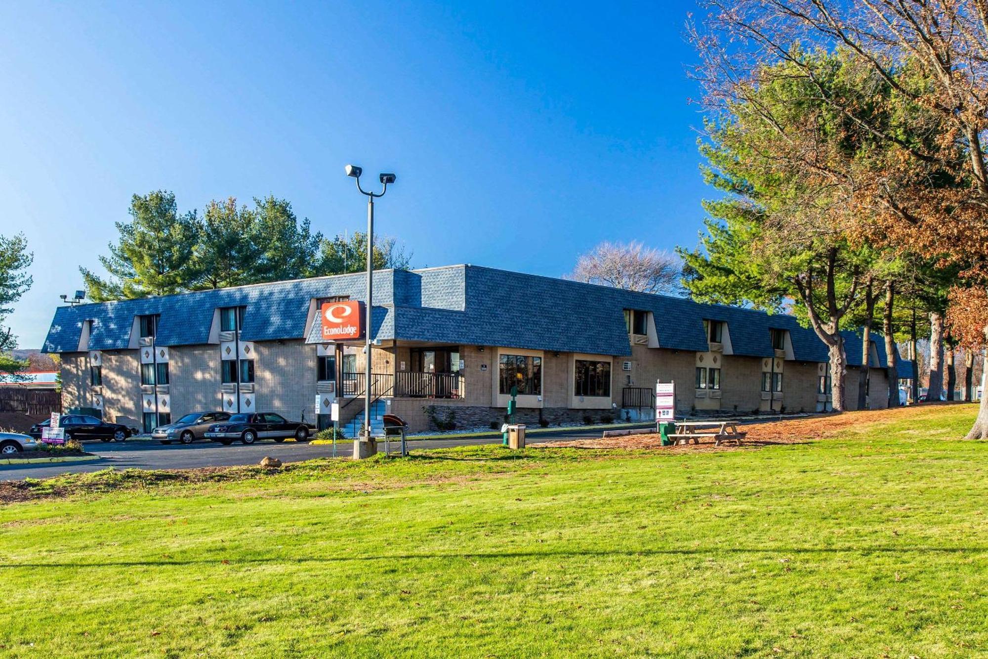 Econo Lodge Milldale - סאות'ינגטון מראה חיצוני תמונה